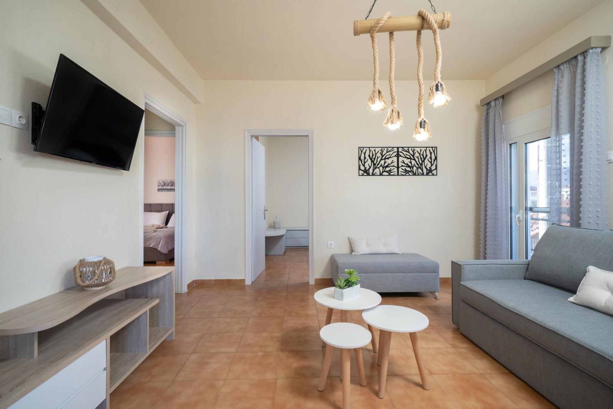Poline Apartment Olympiada Exterior photo